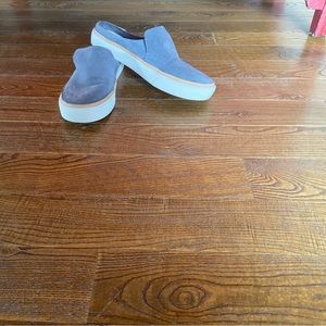 Women’s Toms Suede Slip on Shoes